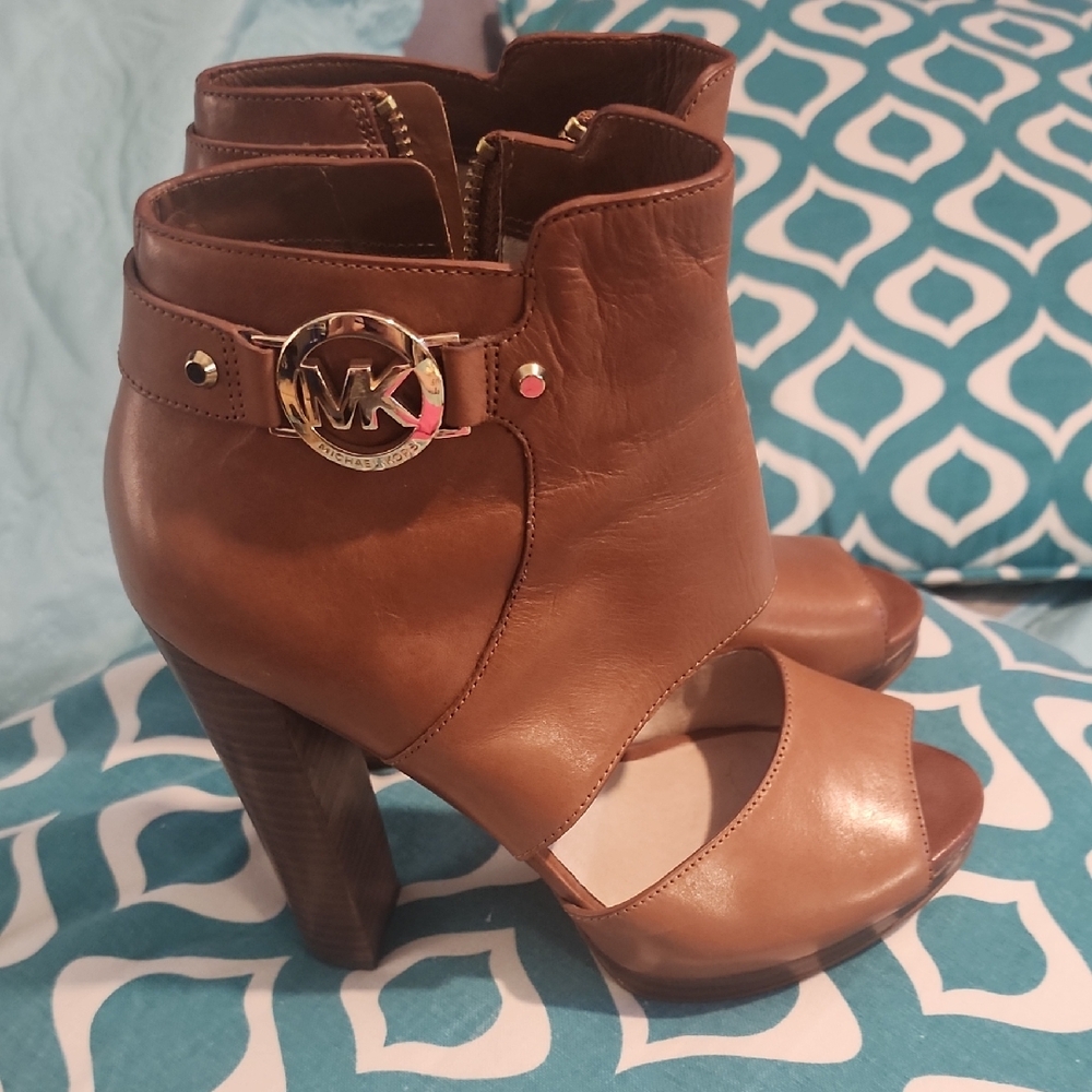 Michael Kors Brown Heeled Boots with Chunky Heel